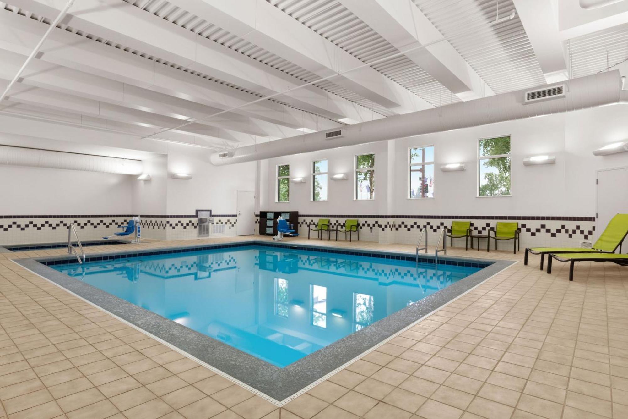 Springhill Suites By Marriott Фербанкс Екстер'єр фото